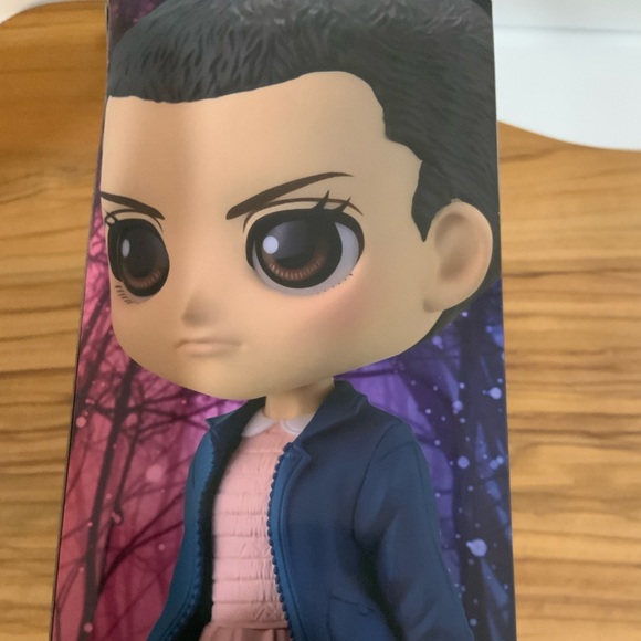 Stranger Things - Eleven vol. 1 - Qposket - Collectable in Sealed box. - Picture 4 of 16